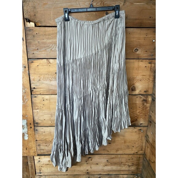 Chicos Crinkle Skirt Taupe MIDI Asymmetrical Hem Elastic Waist Chicos 2 - Picture 1 of 9